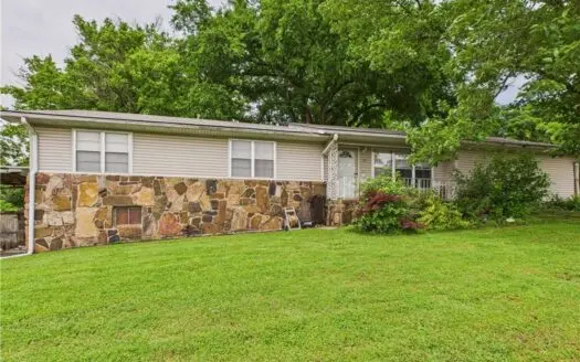 3 Bedroom 2 Bath In Town Harrison Home For Sale