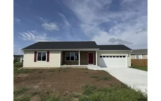 New Construction in Beatrice – 3 bedroom – 2 bath
