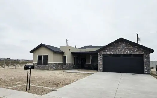 New Build….Only 5 Years Old!