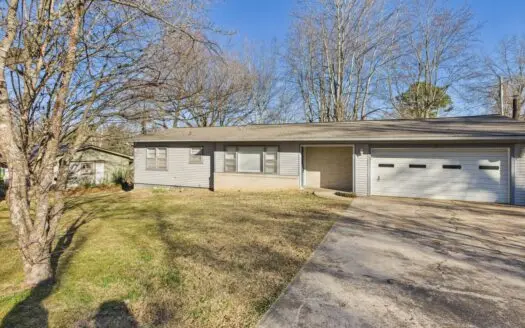 3 Bedroom Harrison Neighborhood Home with Fenced Yard For Sale