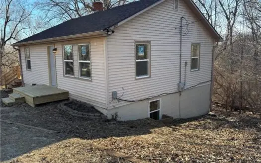 In-Town Living on a Beautiful 1-Acre Wooded Lot