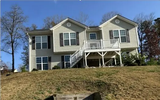 Rare Dual-Income Investment Opportunity with Owner Financing!