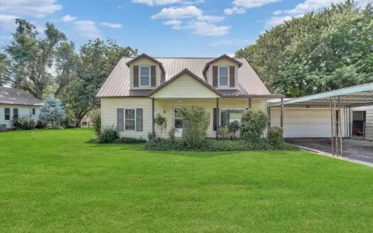 Home For Sale In Dill City, Oklahoma