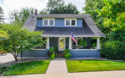 Charming Home In Town for sale Waupaca, WI