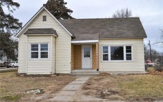 Remodeled, Move-In Ready Home on Corner Lot in King City