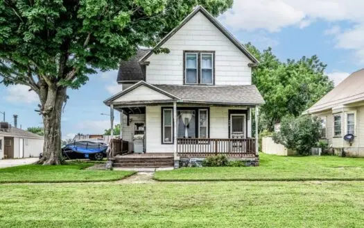 2 Story Home-in-Town for Sale in Harlan, Iowa