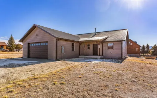 Beautiful 3 BD/2 BA Home for Sale in Silver Cliff, CO