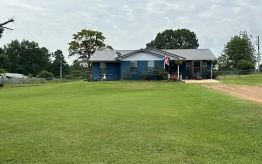 3 Bedroom Home for Sale in Antlers, Oklahoma