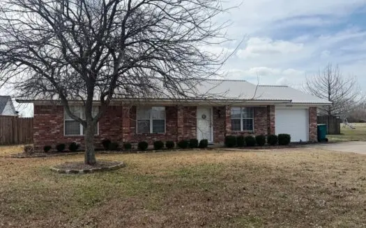 De Kalb, Texas Home with Covered Patio & Privacy Fence