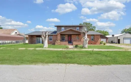 Spacious 4 Bedroom Home For Sale In Helena, Oklahoma