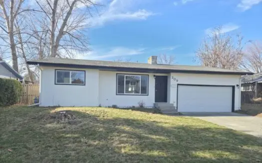 Home for sale in Moscow, Id. near schools and parks!