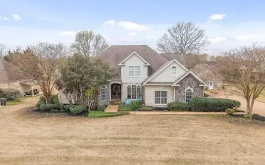 Saltillo 5BR Home with Pool, Pond Views, and Mother in Law Suite