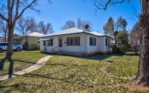 Great in-town Home with Garage