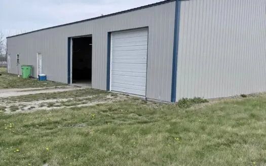 Barndominium in Bronson, Ks on 7 acres
