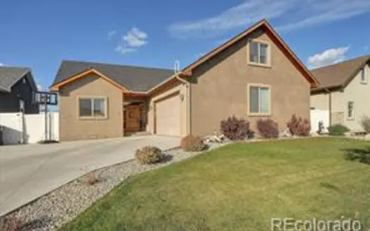 3 Bedroom Home for Sale in Salida, CO!