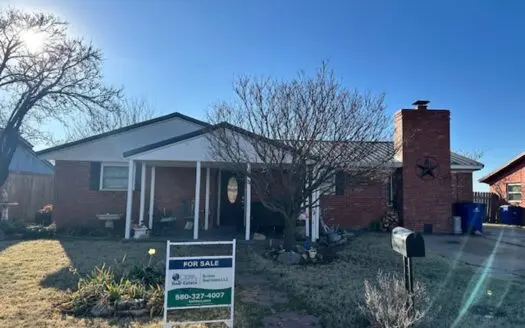 Charming and Well-Maintained home in Alva, OK