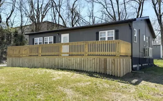 Newly Built Home in Osceola, Missouri. Truman Lake Home for Sale.