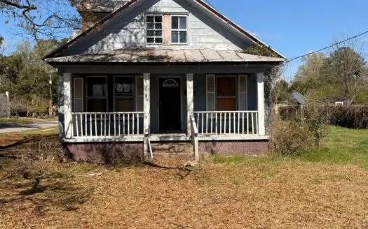 Home for Sale in Washington, NC