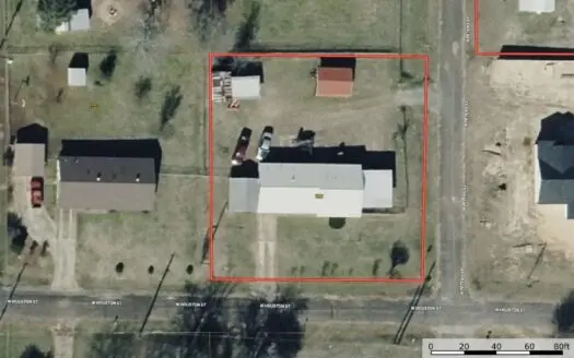 Daingerfield Home with City Utilities