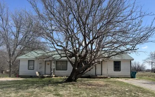 Investment Property For Sale in Mangum, Greer County, Oklahoma