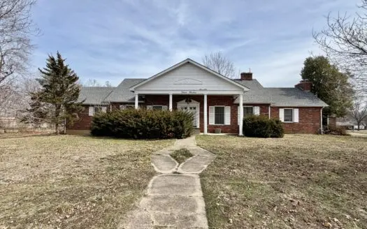 3 Bedroom Brick Home for Sale in Salem, Missouri