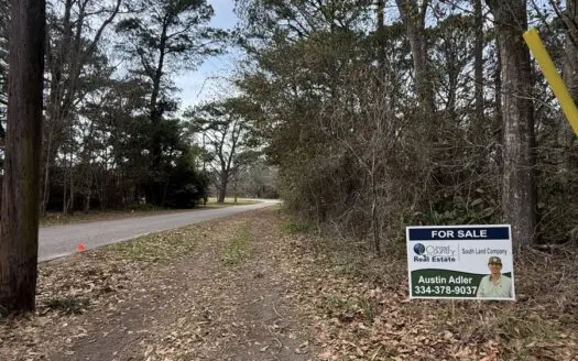 Lot for Sale – Bayou La Batre, Alabama | Near Canal