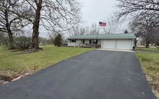 Ranch Home For Sale in Albany MO