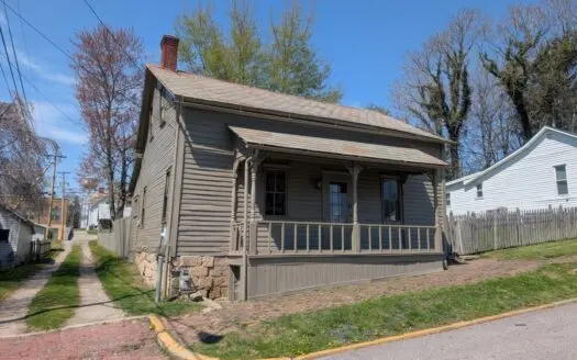 Charming Historic Home in Somerset Village