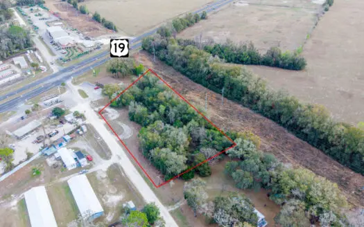 uture Commercial Potential Due to its proximity to Highway 19