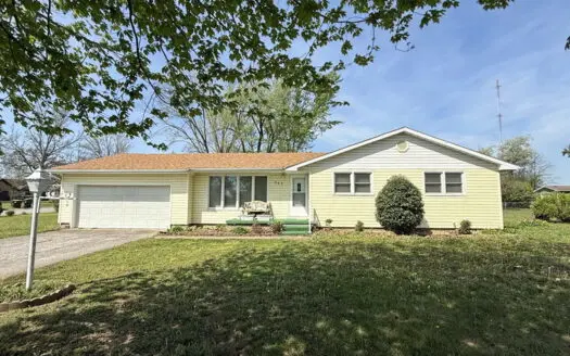 El Dorado Springs Home in Town for Sale, Cedar County MIssouri