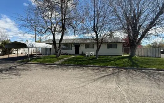 3 Bedroom Home For Sale in Alturas, CA