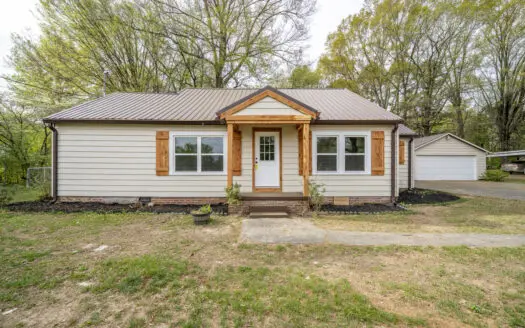 Updated Home for Sale in One-Acre Lot in Jackson, TN
