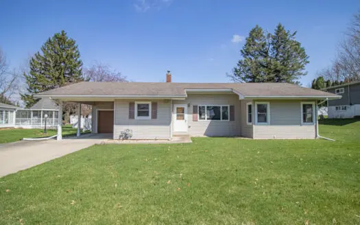 Ranch Home for sale in Anamosa Ia