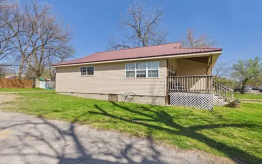 Cozy 1 Bed 1 Bath Berryville In Town Home For Sale