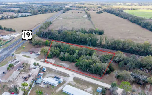 uture Commercial Potential Due to its proximity to Highway 19
