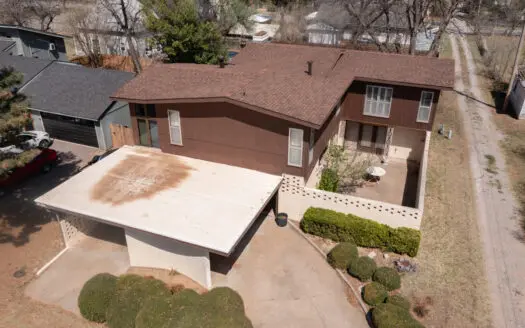 Home For Sale In Mangum, Oklahoma