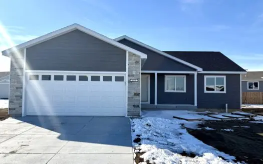 Ranch new construction in Beatrice available.