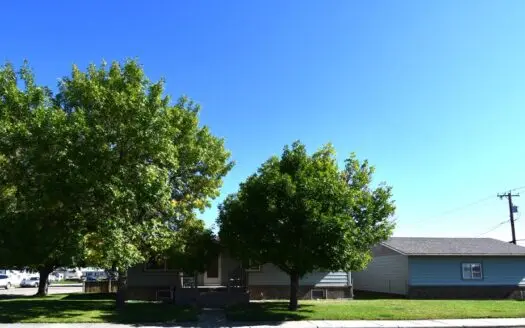 4 Bedrooms 2 Bath 2016 sq Ft Home in Glendive For Sale