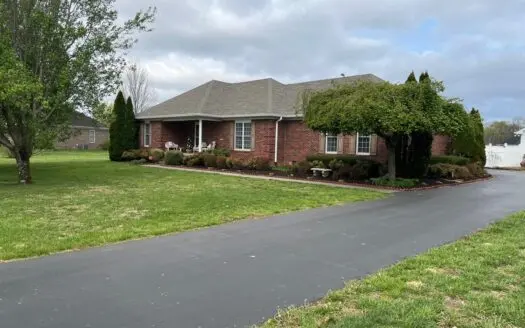 3 bed 2 bath brick home for sale near Bowling Green, Ky