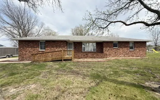All-Brick Home in El Dorado Springs, Missouri for Sale