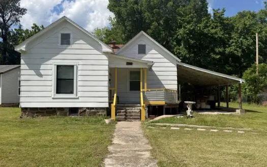 Home in Wilburton Oklahoma for Sale -2 Bedroom 1 Bath-