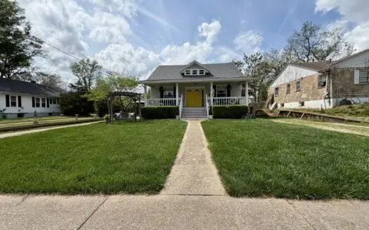 Bungalow Home for Sale in Salem, Missouri