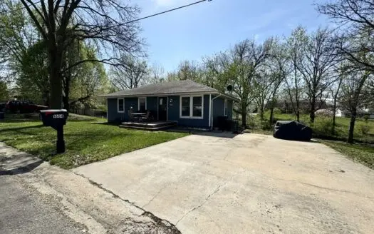 Well-Located Home For Sale with Finished Basement & Fenced Yard!