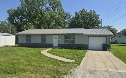 3 Bedroom Home For Sale in Unionville, Missouri