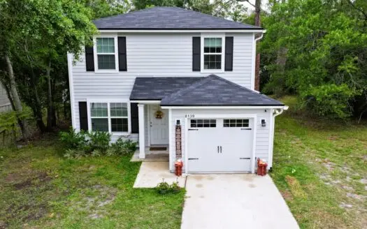 Spacious, Newer Jacksonville Home- Near Airport, Beaches, Hosp