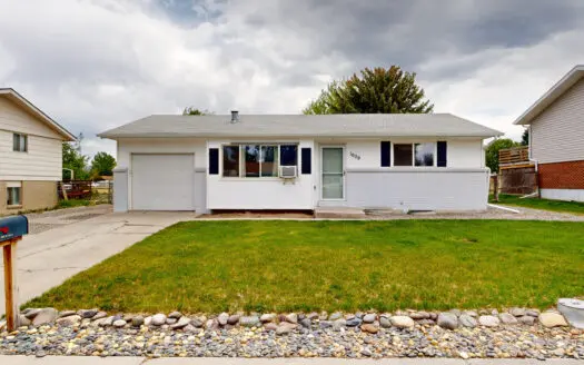 Well-maintained 3 Bedroom, 2 Bathroom Ranch-style Home