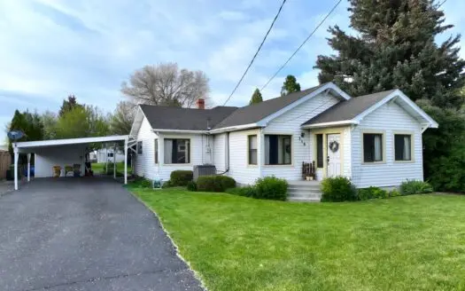 Eastern Oregon Three Bedroom Home