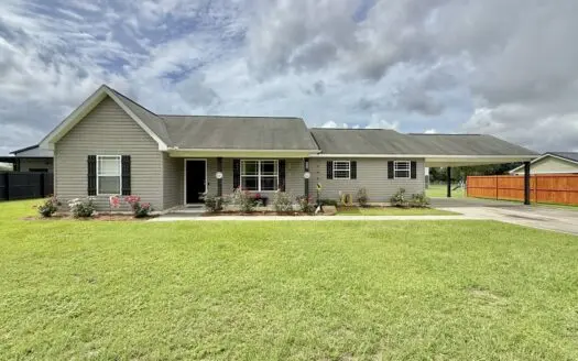 3bed/2ba Home on the outskirts of Hartford Alabama