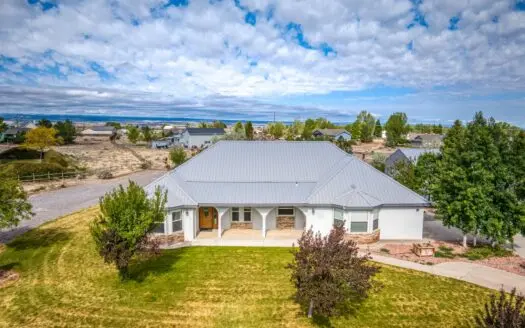 Western Colorado Country Home with 36×40 Shop on 1 Acre Near Town
