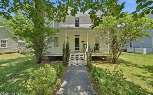 Charming Home For Sale in Edenton, North Carolina